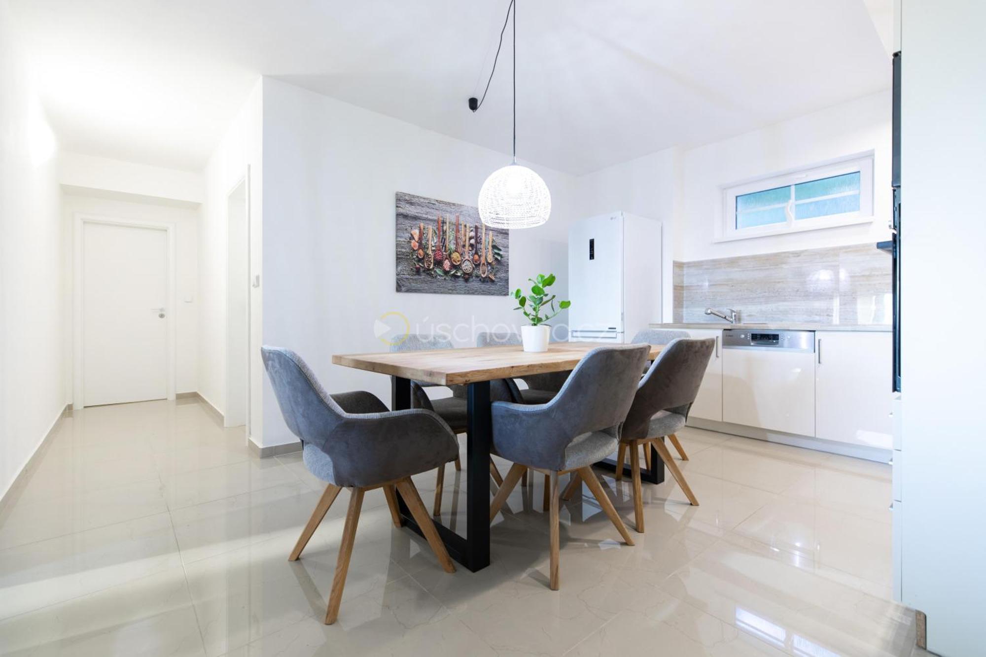 Airport Luxury Apartment & Spa Prag Exterior foto