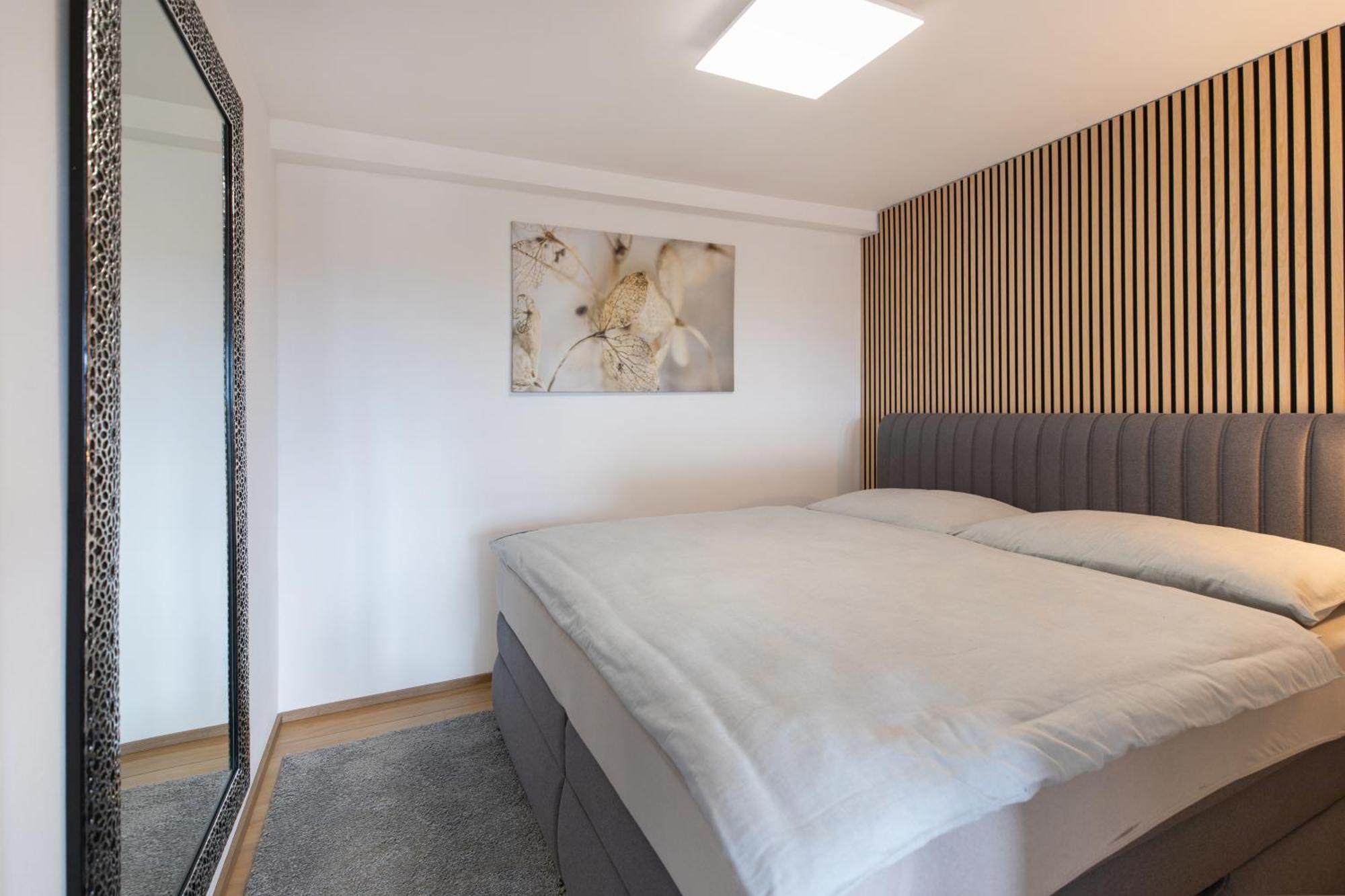 Airport Luxury Apartment & Spa Prag Exterior foto