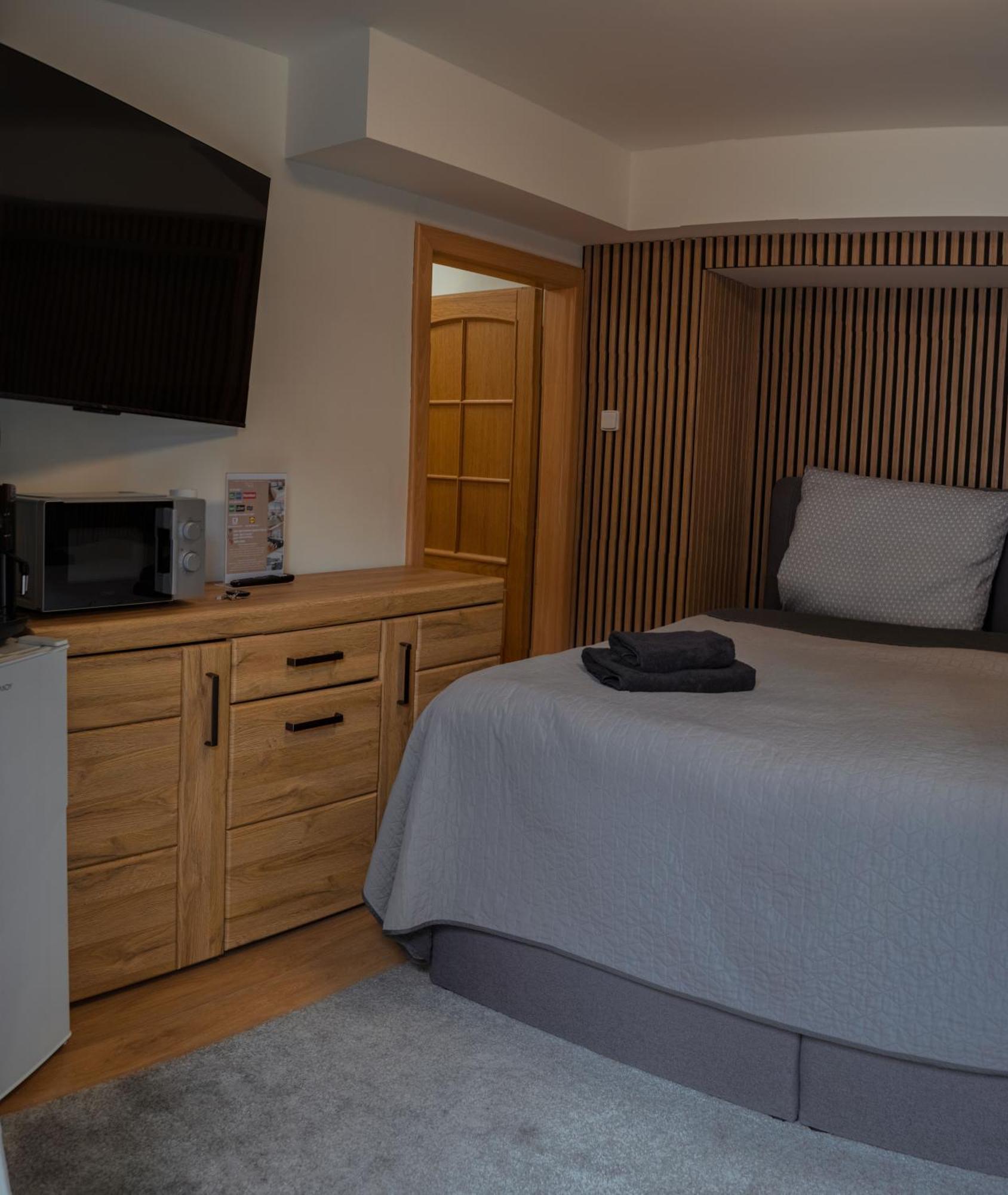 Airport Luxury Apartment & Spa Prag Zimmer foto