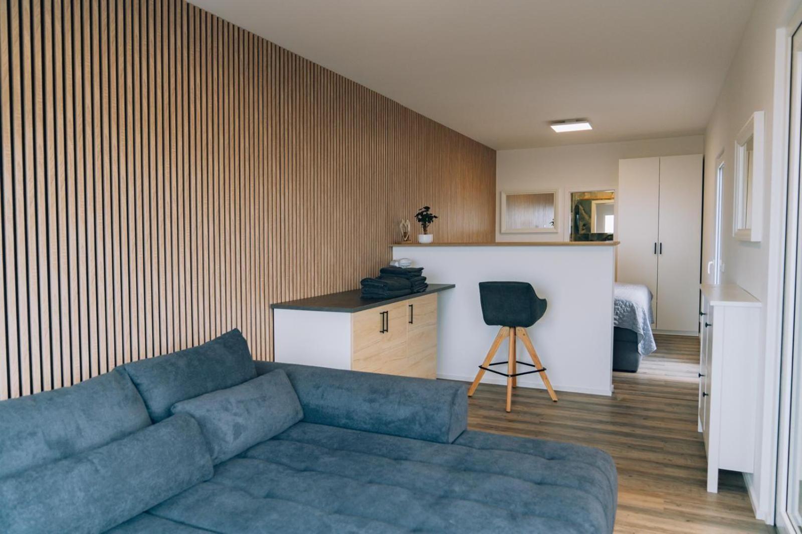 Airport Luxury Apartment & Spa Prag Zimmer foto
