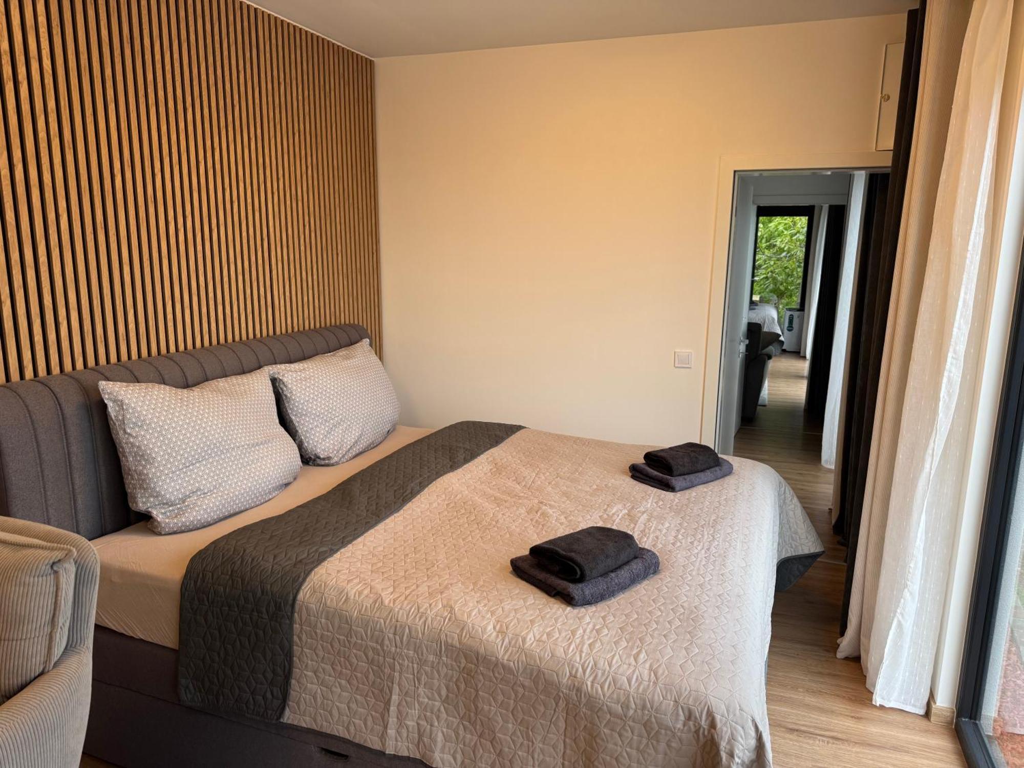 Airport Luxury Apartment & Spa Prag Zimmer foto