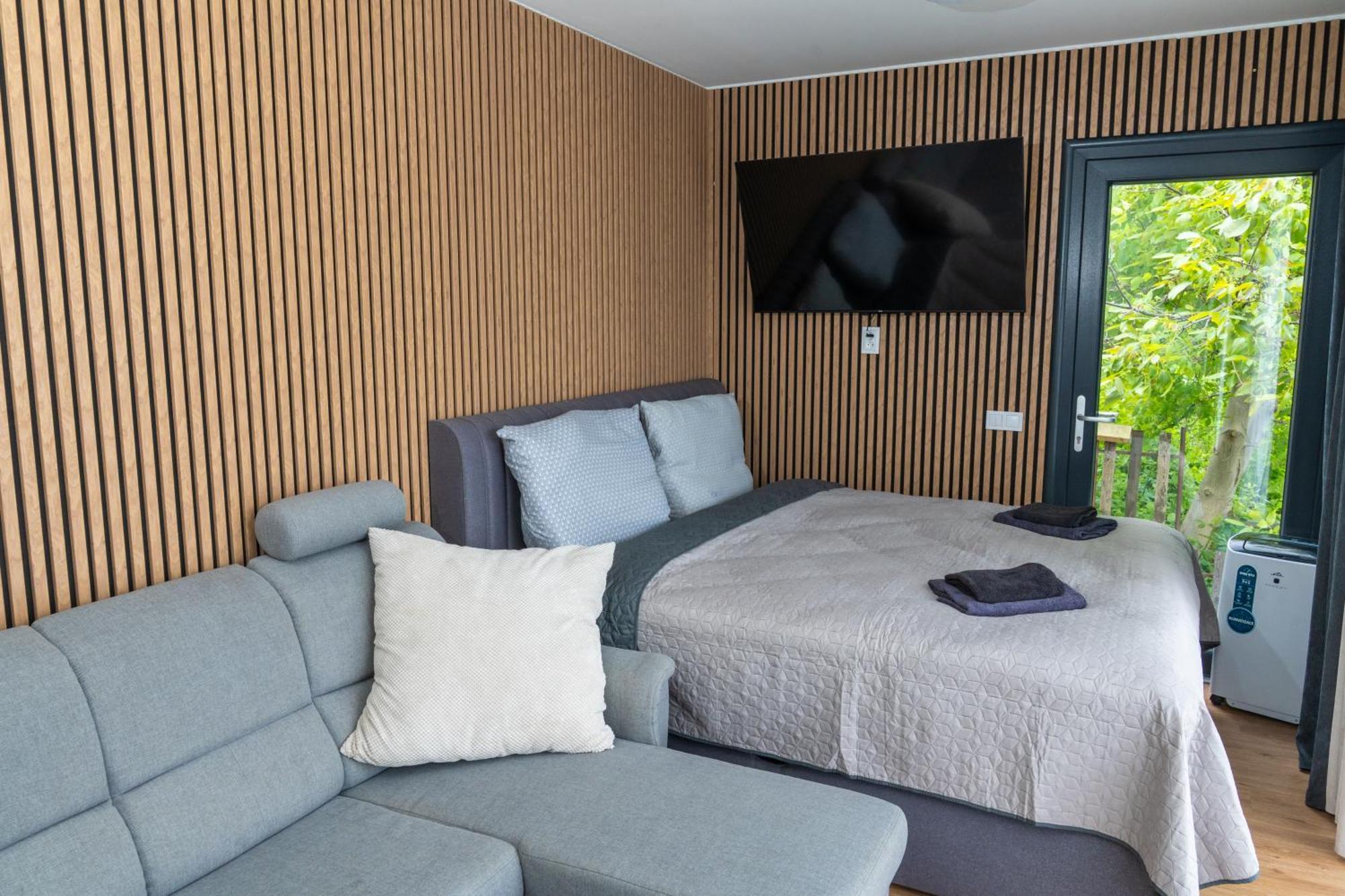 Airport Luxury Apartment & Spa Prag Zimmer foto